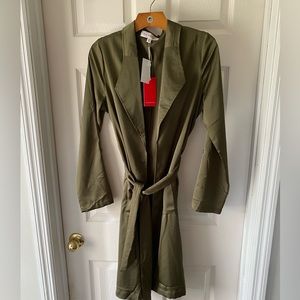 Thin satin trench. NWT